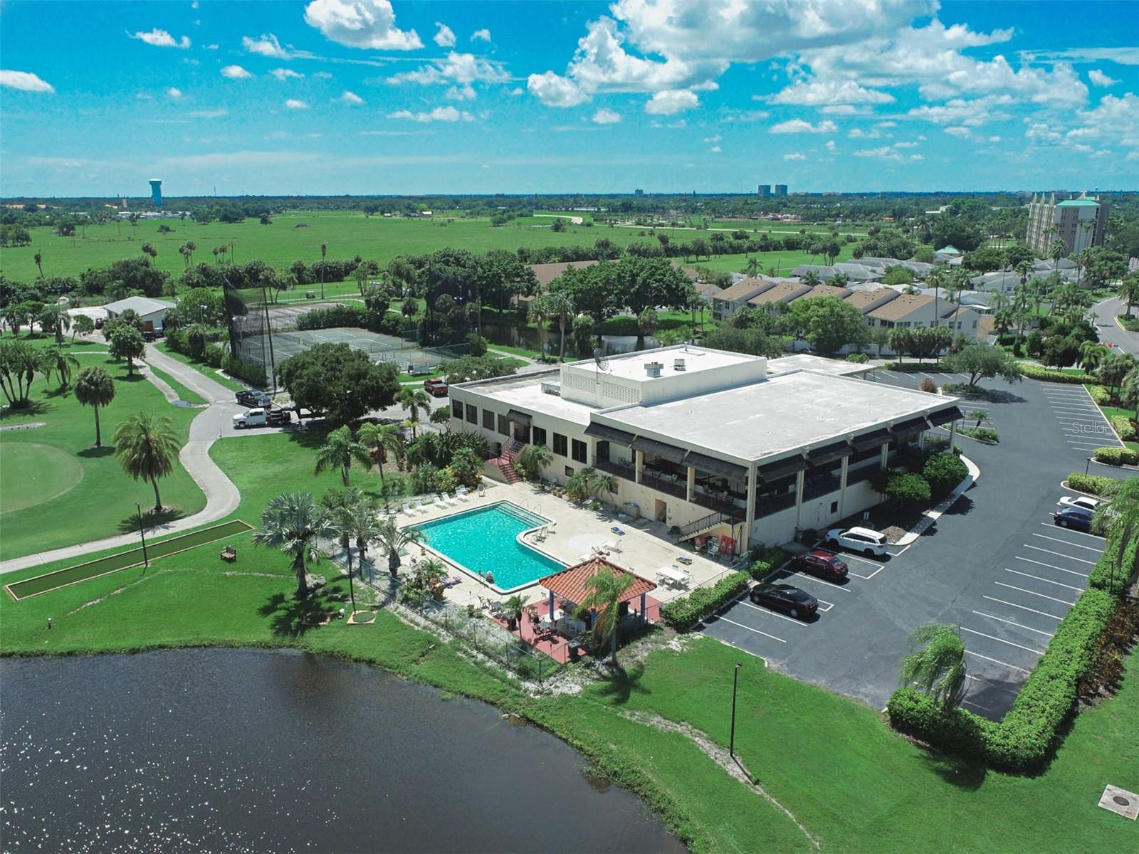 THE GREENS AT EDGEWATER - Residential Lease