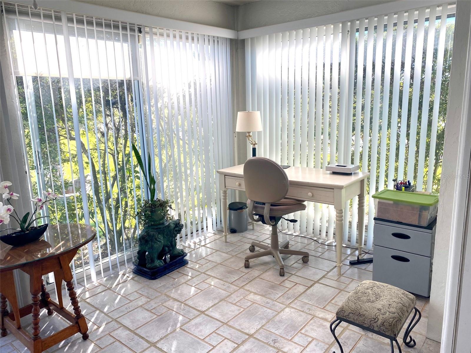 THE GREENS AT EDGEWATER - Residential Lease