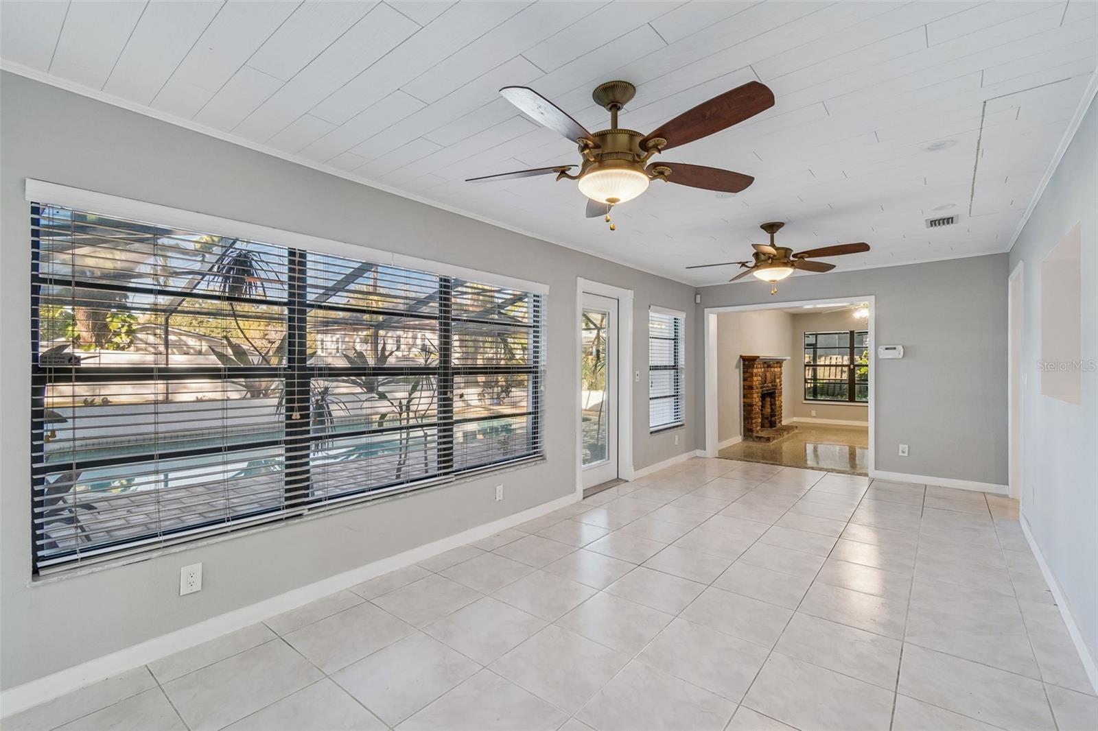 4633 W LONGFELLOW AVENUE