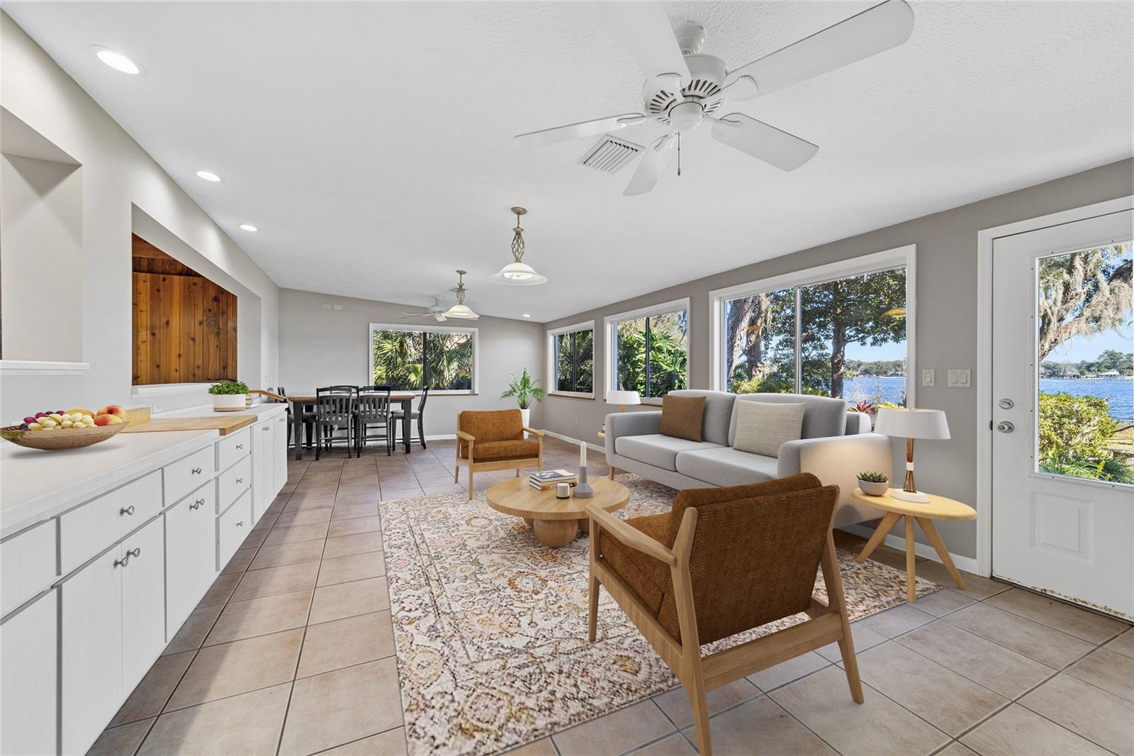 ISLAND LAKE - Residential