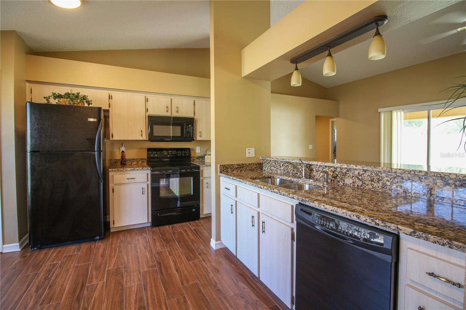 IMPERIALAKES PH 02 SEC 01-B - Residential Lease