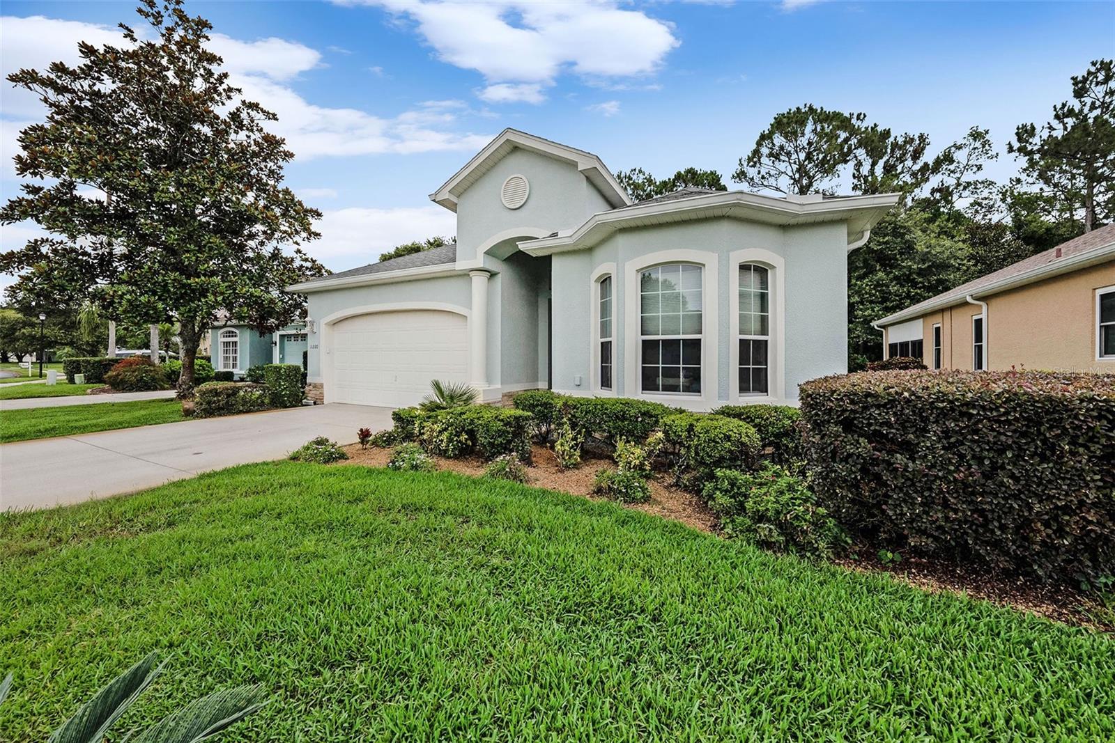 11220 PARADISE POINTE WAY