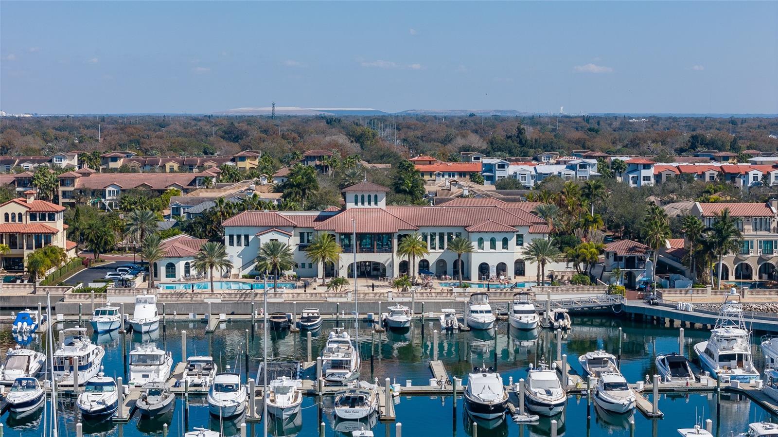 WESTSHORE YACHT CLUB TWNHMS - Residential