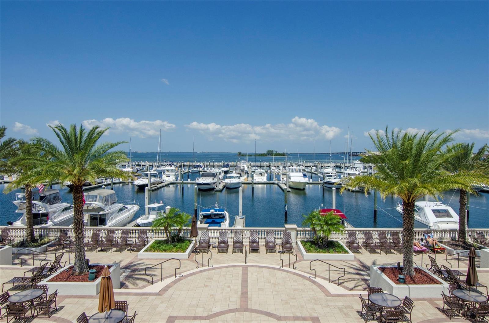 WESTSHORE YACHT CLUB TWNHMS - Residential