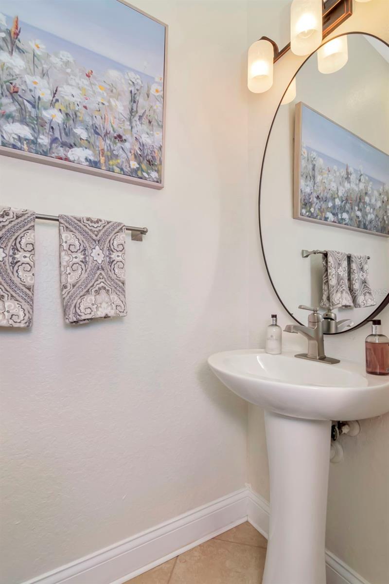 WESTSHORE YACHT CLUB TWNHMS - Residential