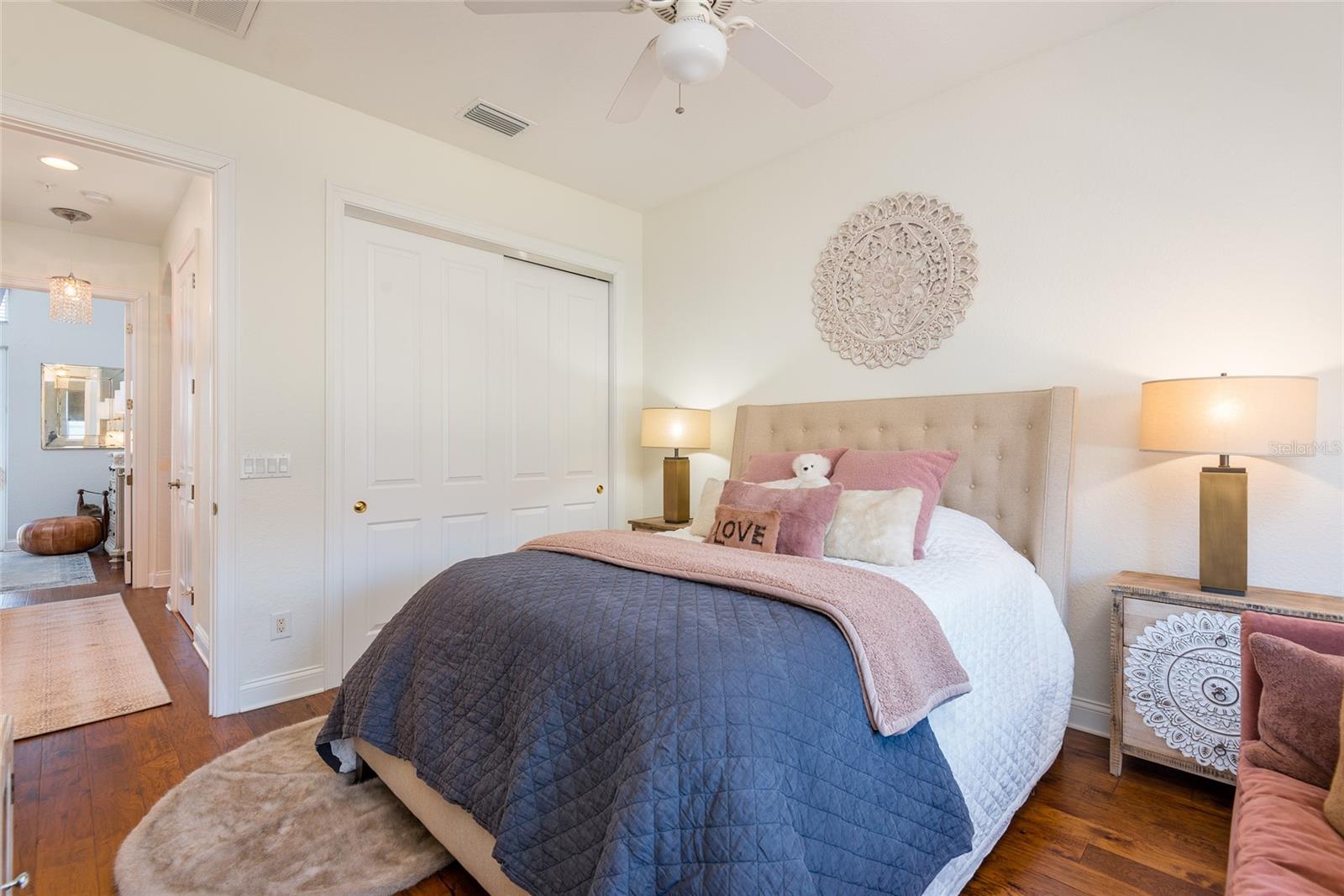 WESTSHORE YACHT CLUB TWNHMS - Residential