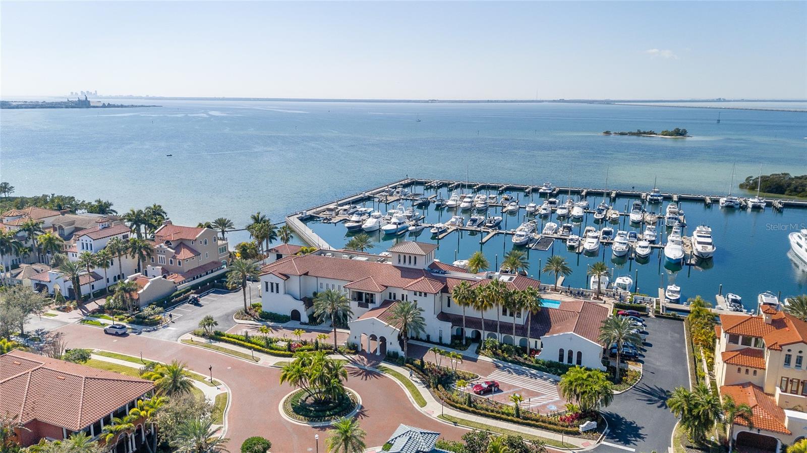 WESTSHORE YACHT CLUB TWNHMS - Residential