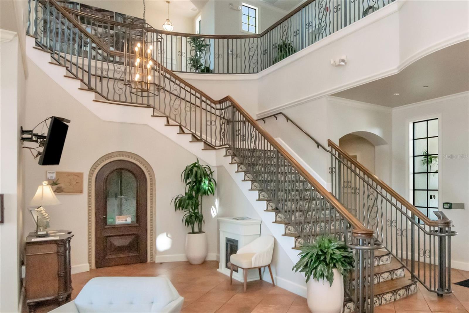 WESTSHORE YACHT CLUB TWNHMS - Residential