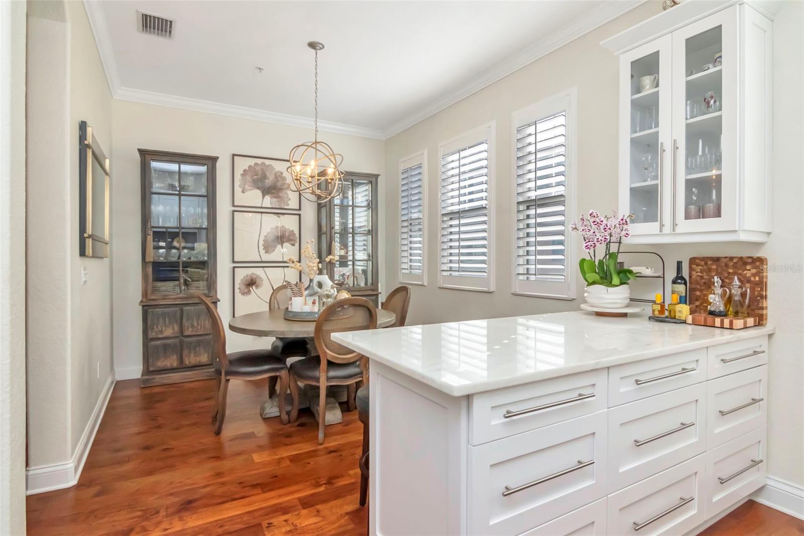 WESTSHORE YACHT CLUB TWNHMS - Residential