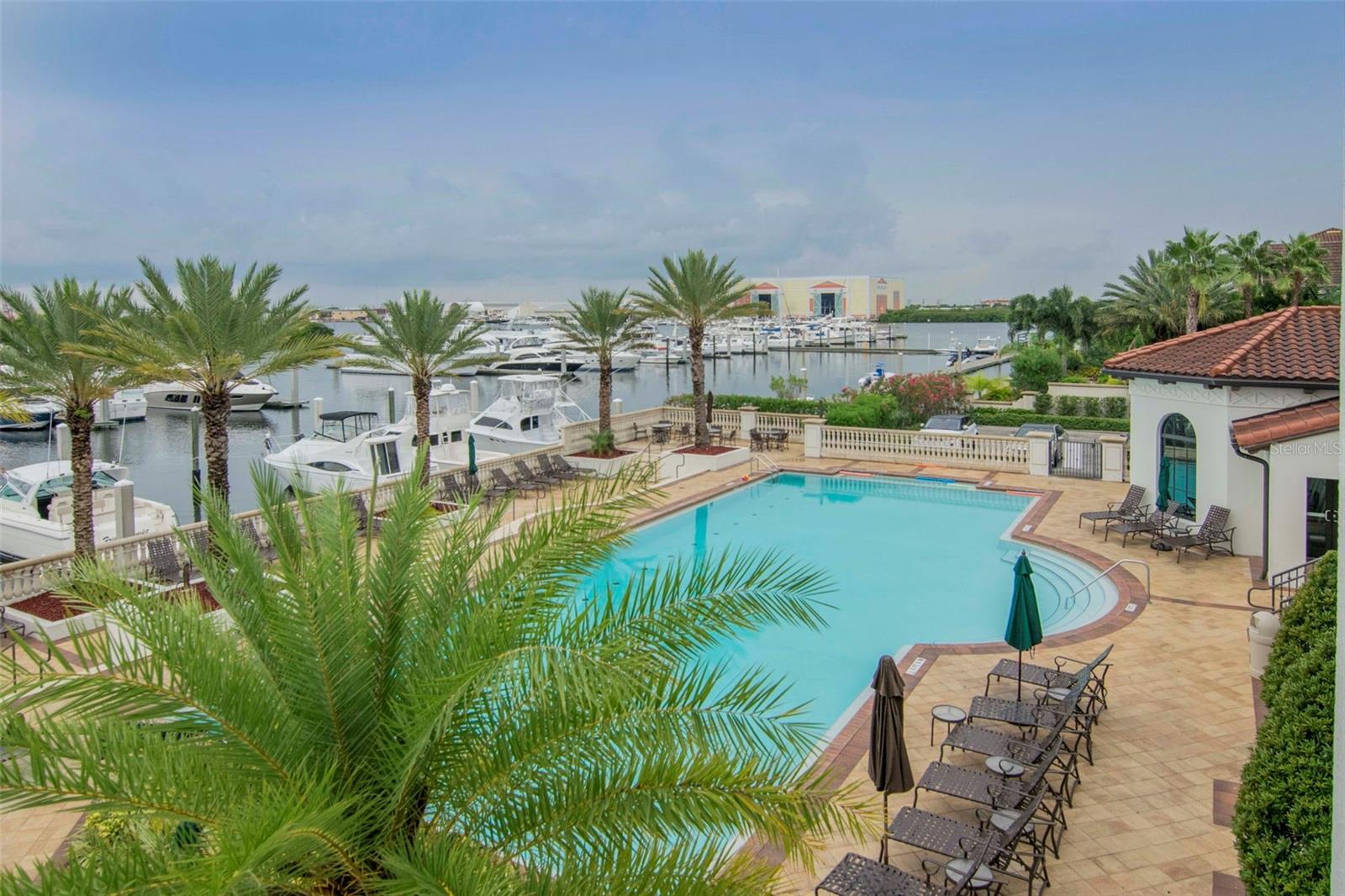 WESTSHORE YACHT CLUB TWNHMS - Residential