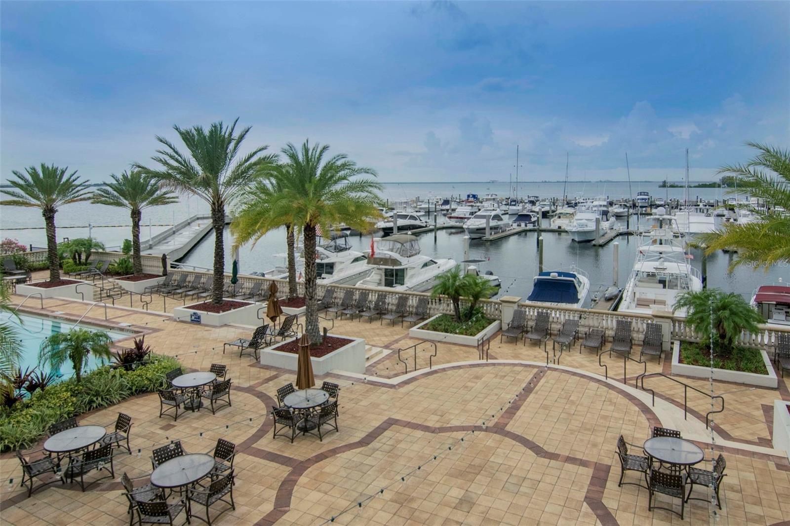 WESTSHORE YACHT CLUB TWNHMS - Residential