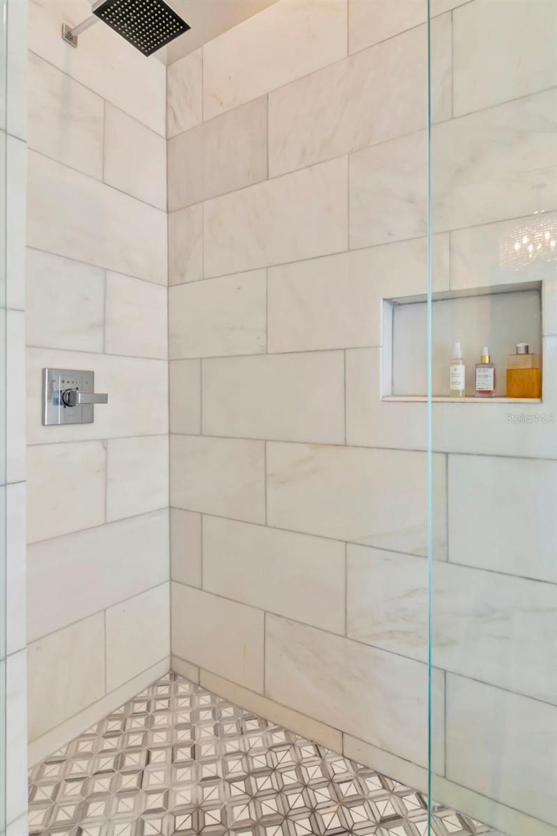 WESTSHORE YACHT CLUB TWNHMS - Residential