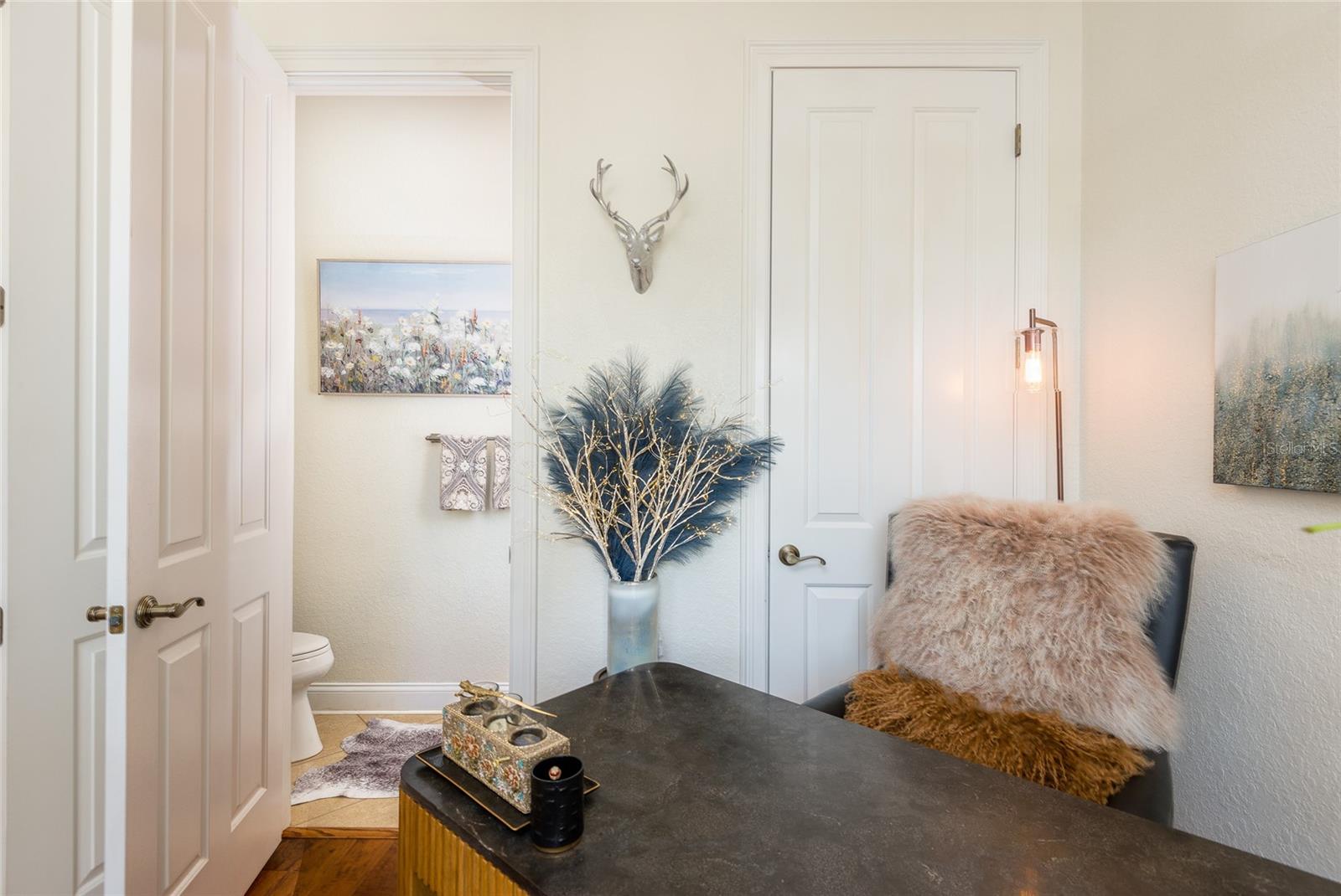 WESTSHORE YACHT CLUB TWNHMS - Residential