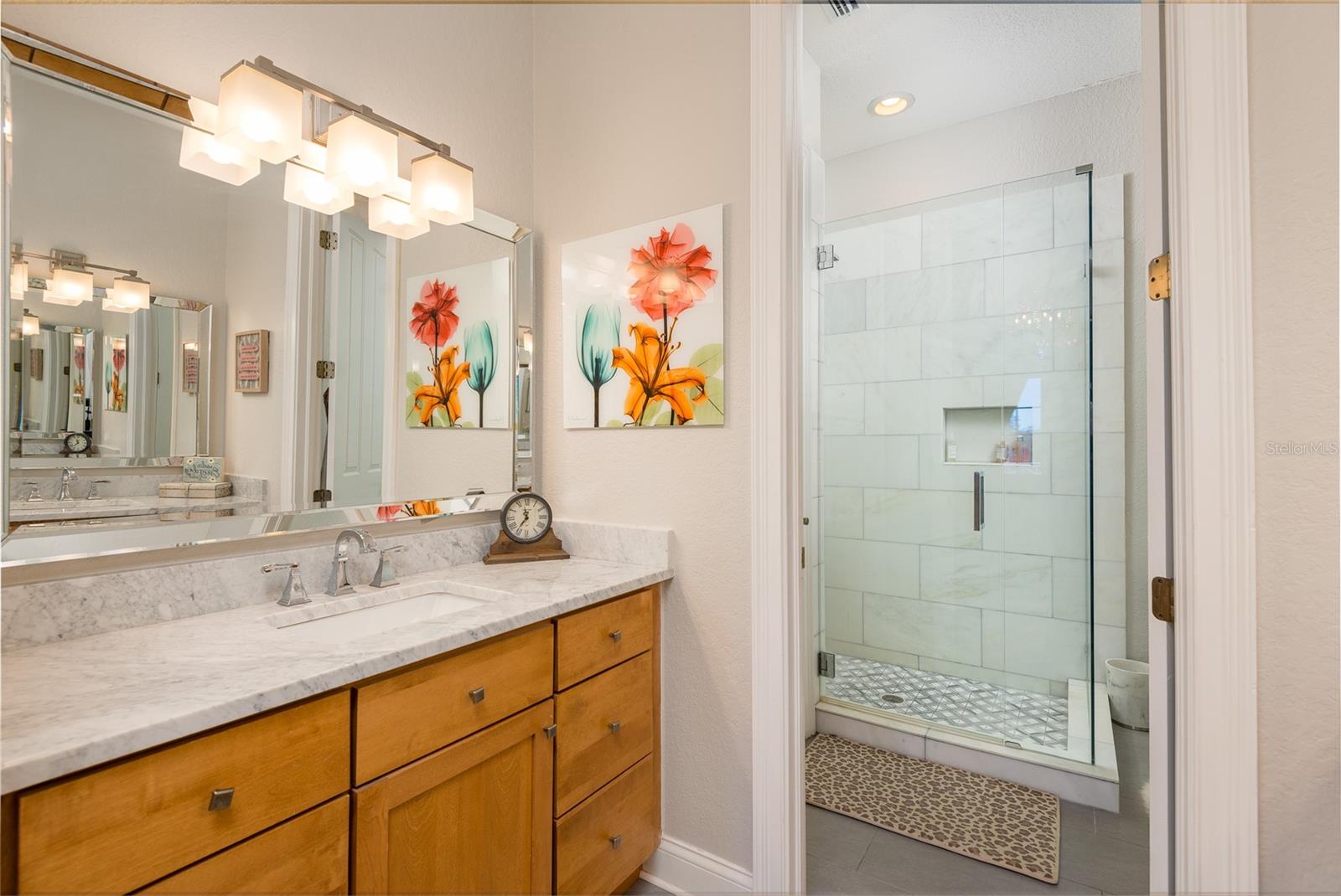 WESTSHORE YACHT CLUB TWNHMS - Residential