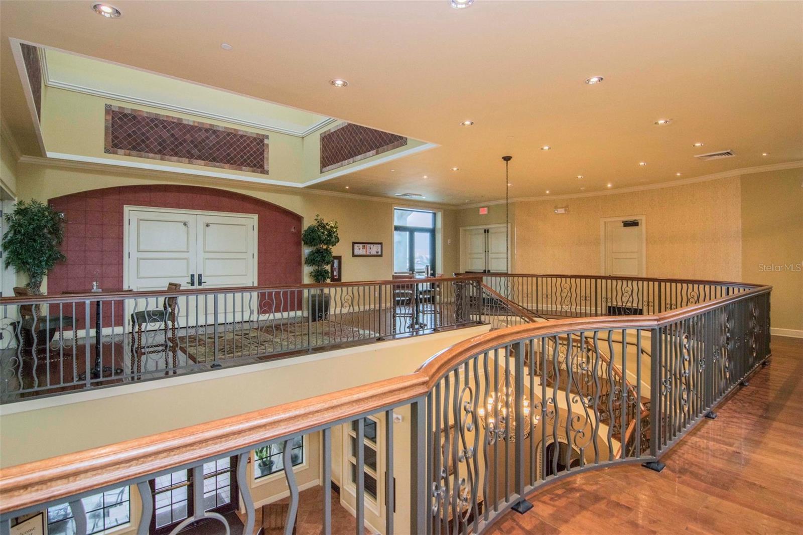 WESTSHORE YACHT CLUB TWNHMS - Residential