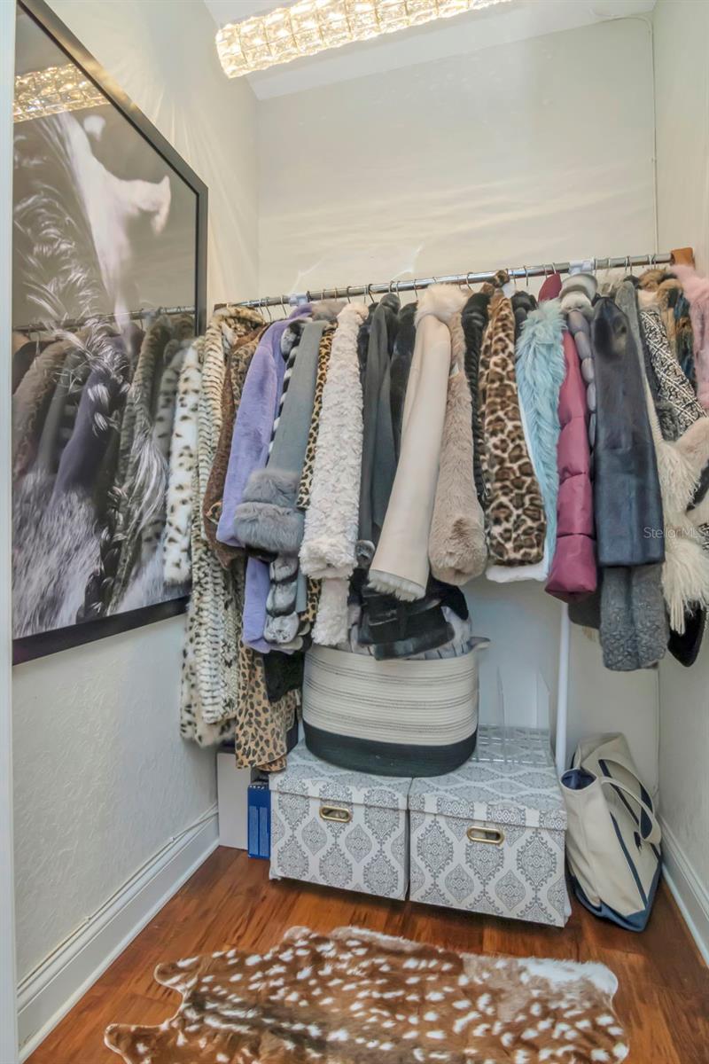 WESTSHORE YACHT CLUB TWNHMS - Residential