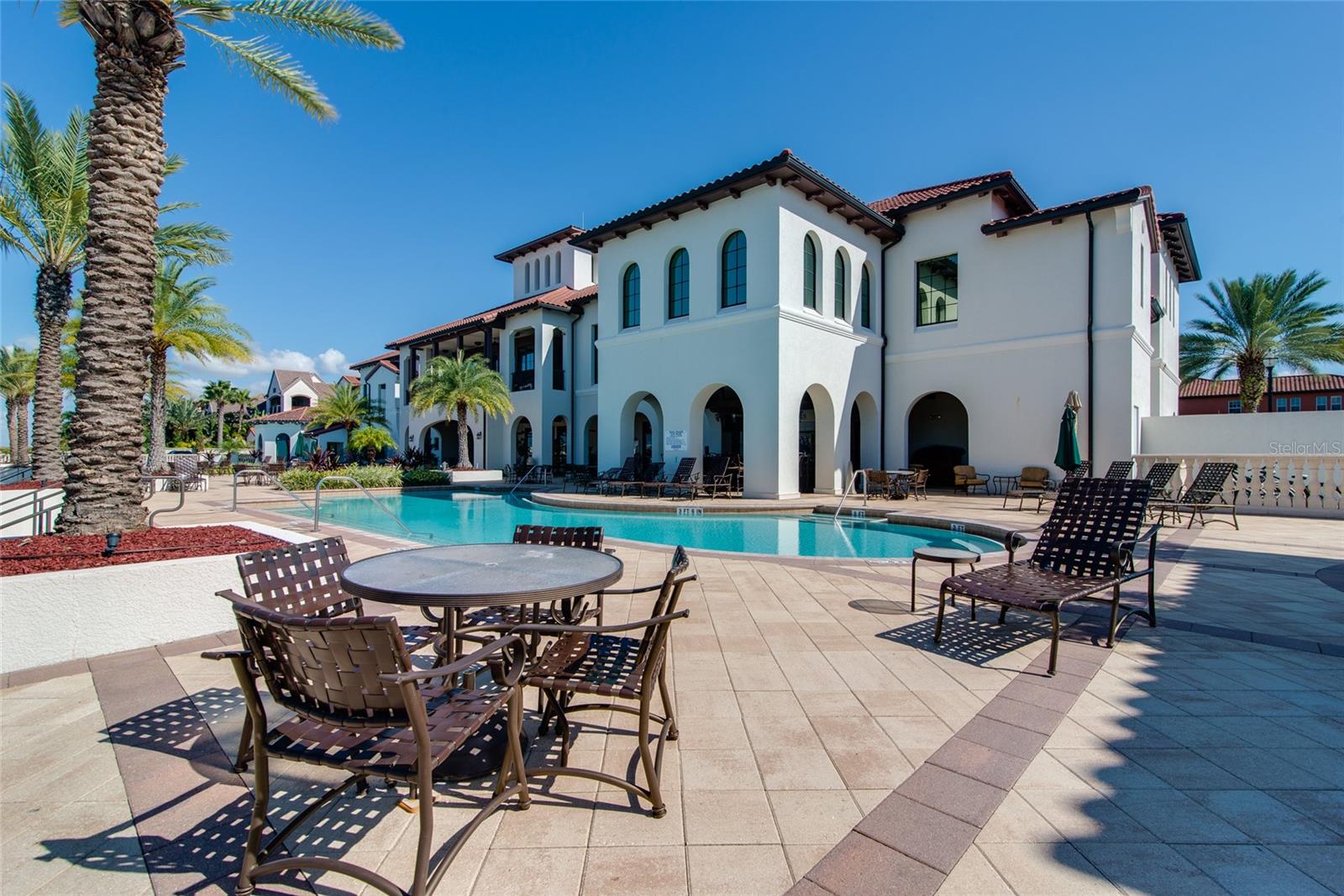 WESTSHORE YACHT CLUB TWNHMS - Residential