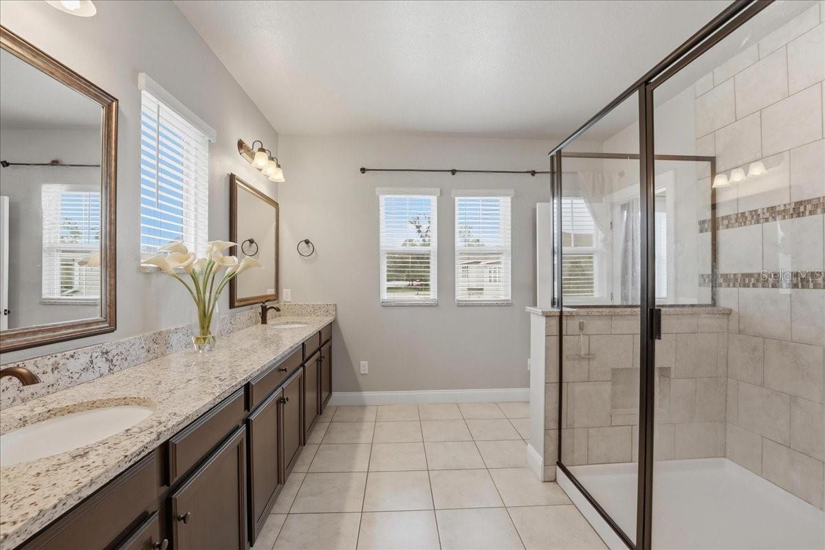 REAGAN POINTE - Residential Lease