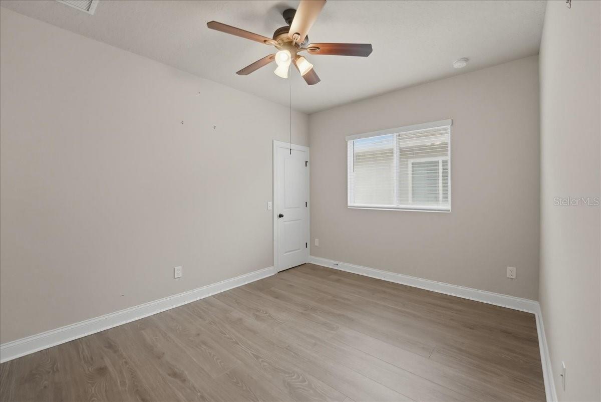 REAGAN POINTE - Residential Lease