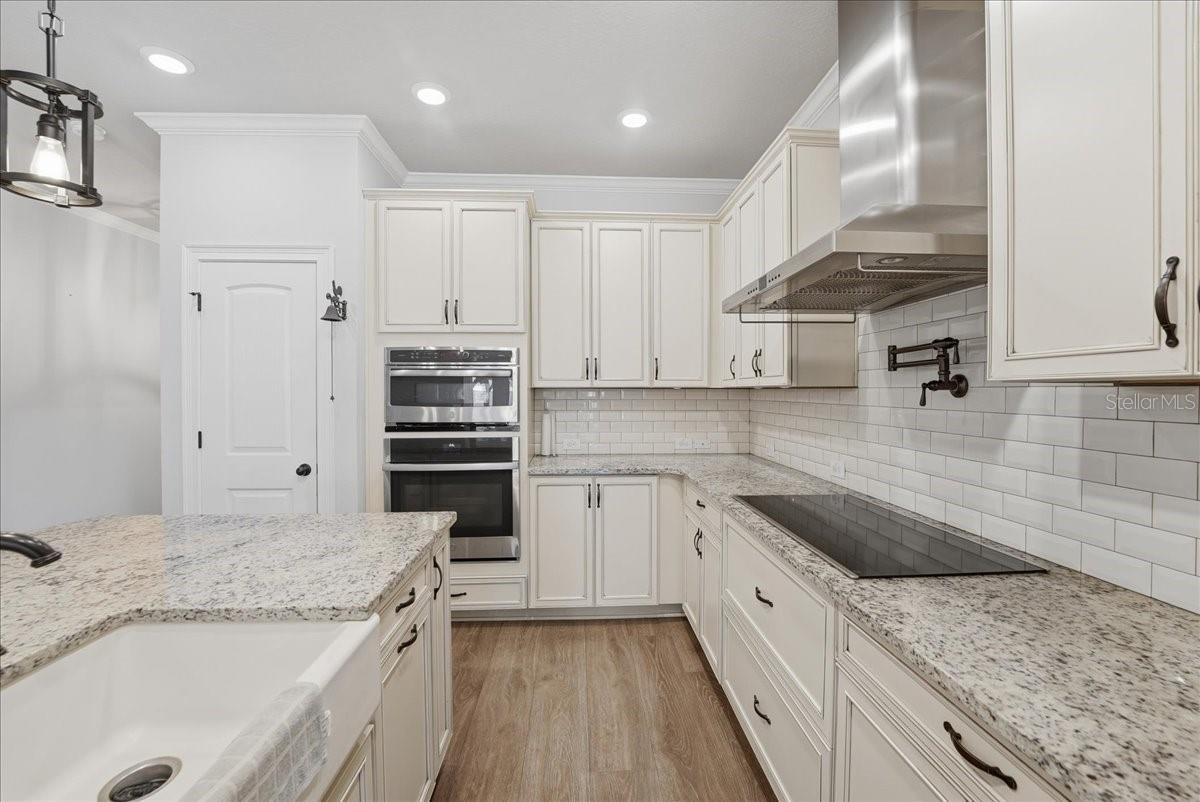 REAGAN POINTE - Residential Lease