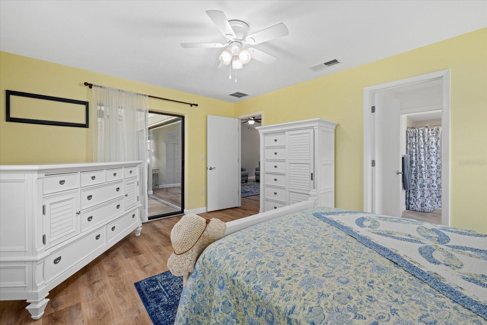 WOODSIDE TERRACE PH 2 - Residential