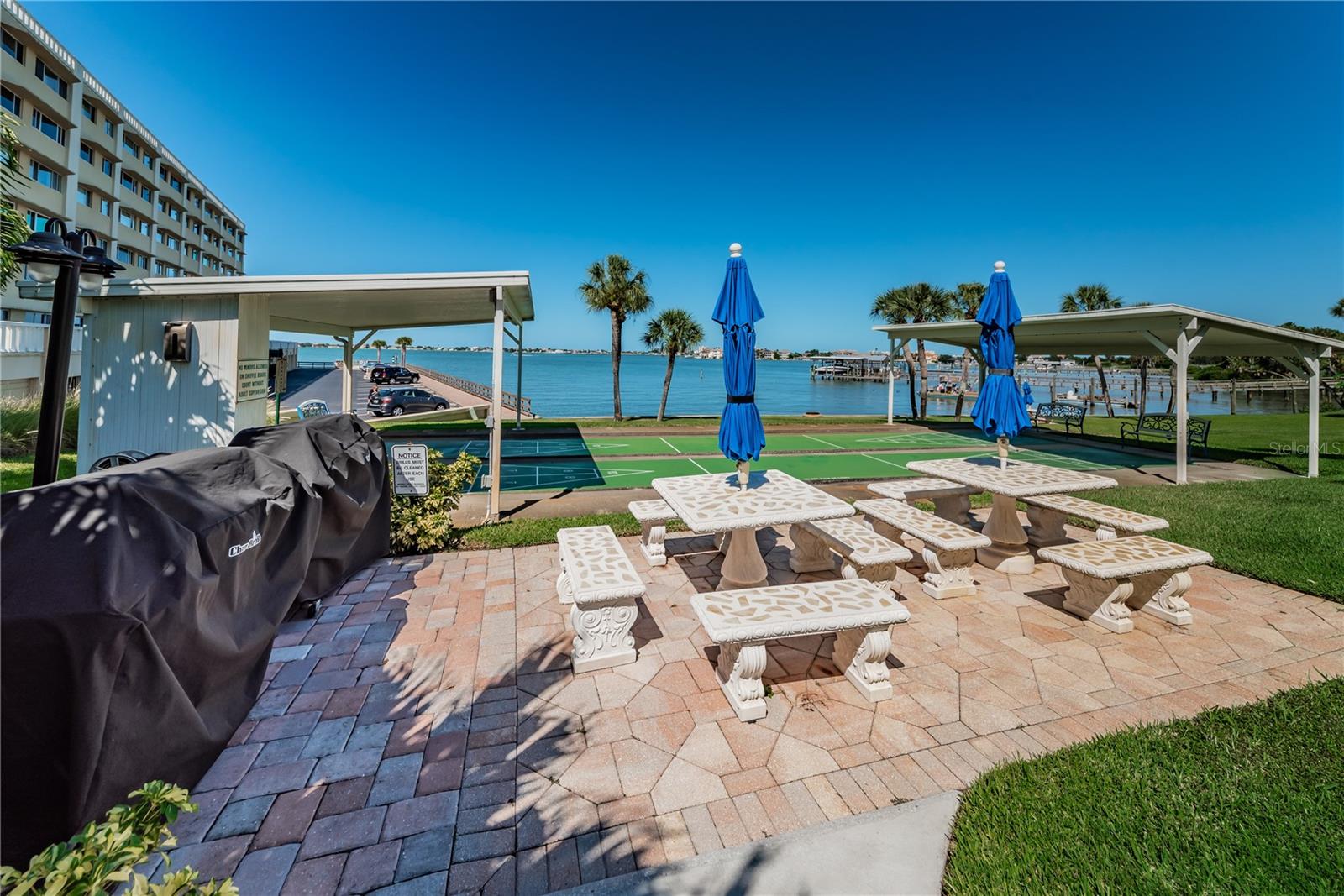 HARBOUR CLUB CONDO NO 3 INC - Residential