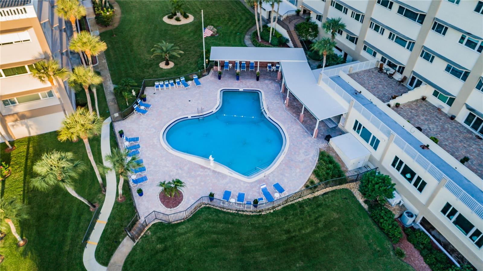 HARBOUR CLUB CONDO NO 3 INC - Residential
