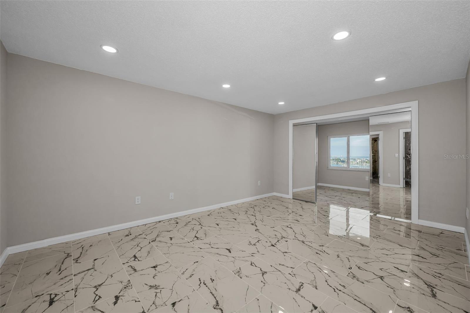 HARBOUR CLUB CONDO NO 3 INC - Residential