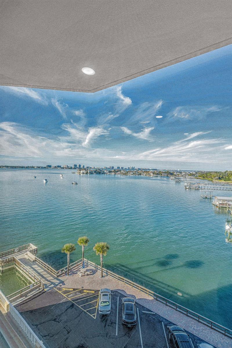 HARBOUR CLUB CONDO NO 3 INC - Residential