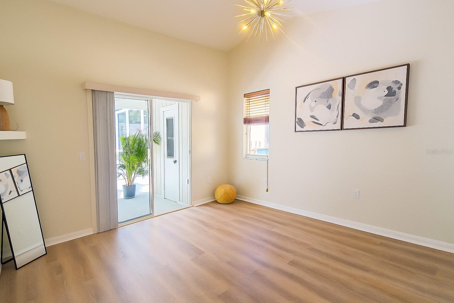 GREENFIELD - Residential