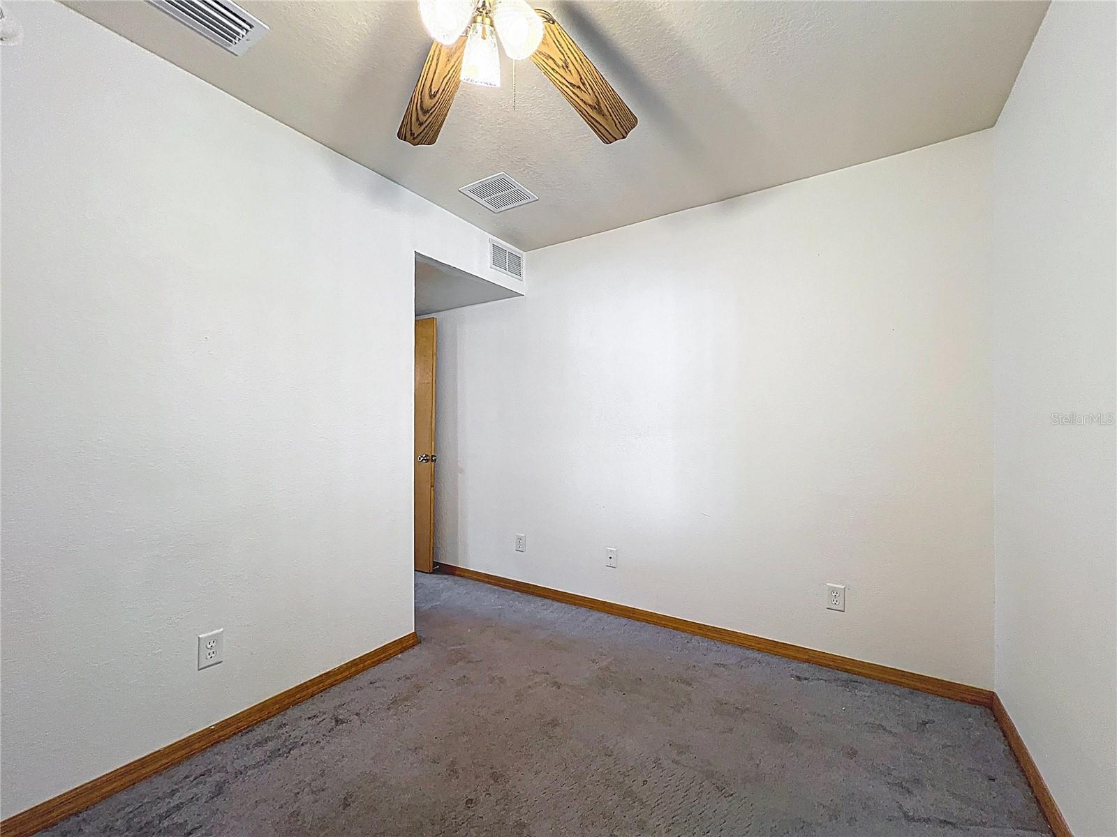 SILVER SPGS SHORES - Residential