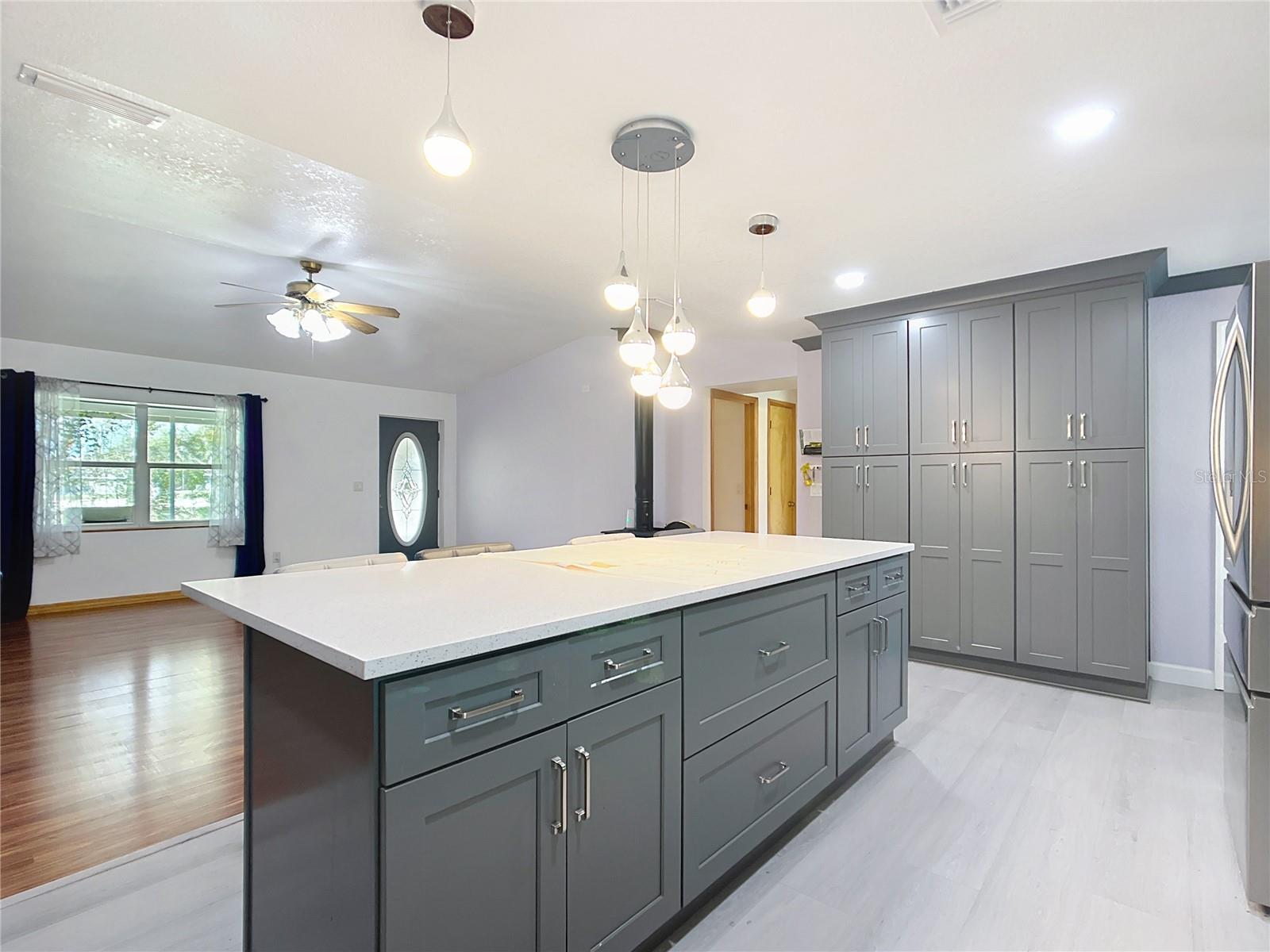 SILVER SPGS SHORES - Residential