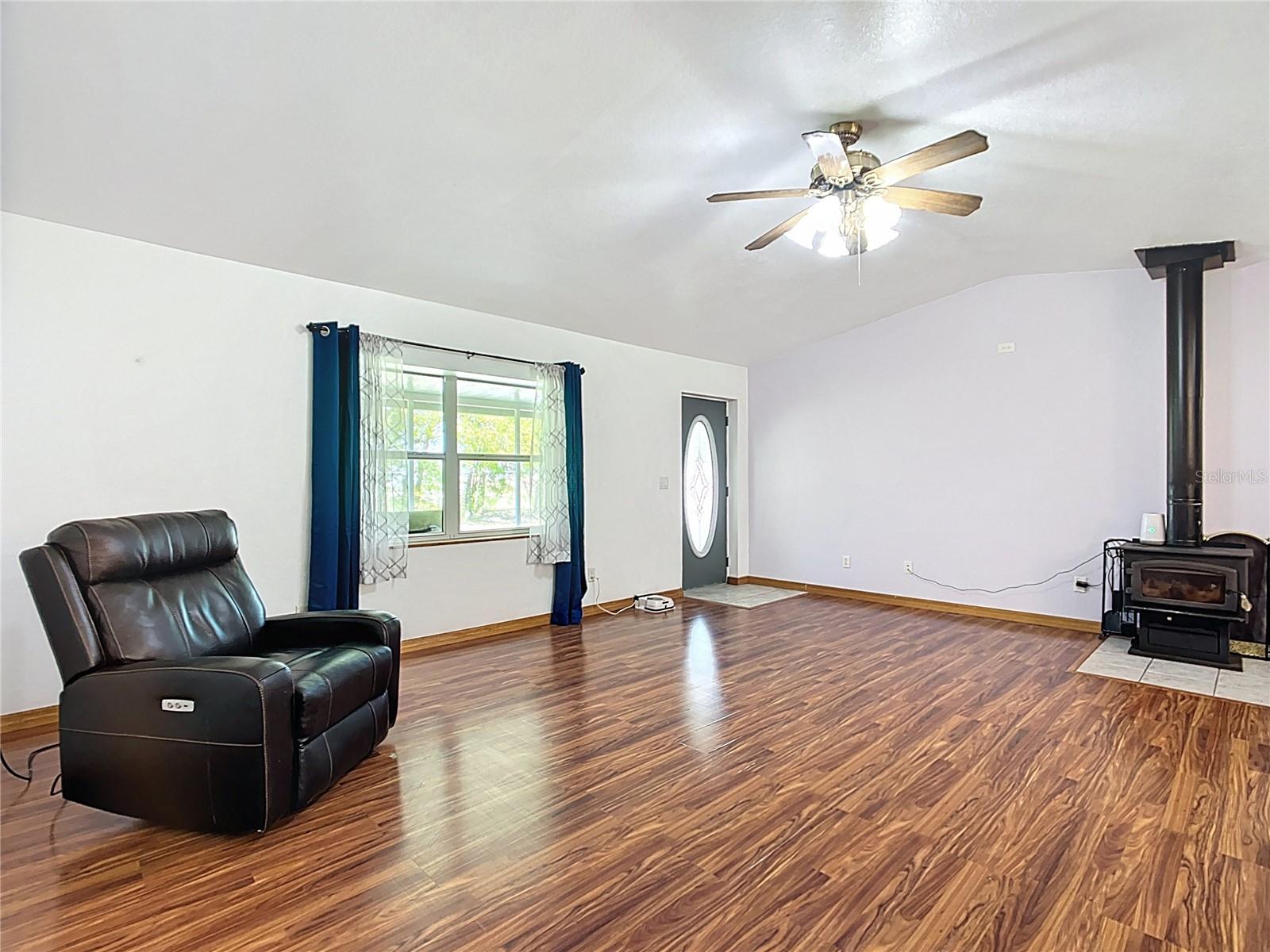 SILVER SPGS SHORES - Residential