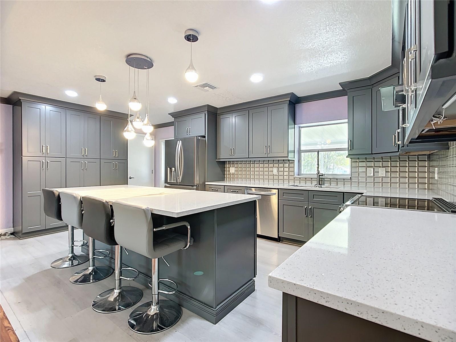 SILVER SPGS SHORES - Residential