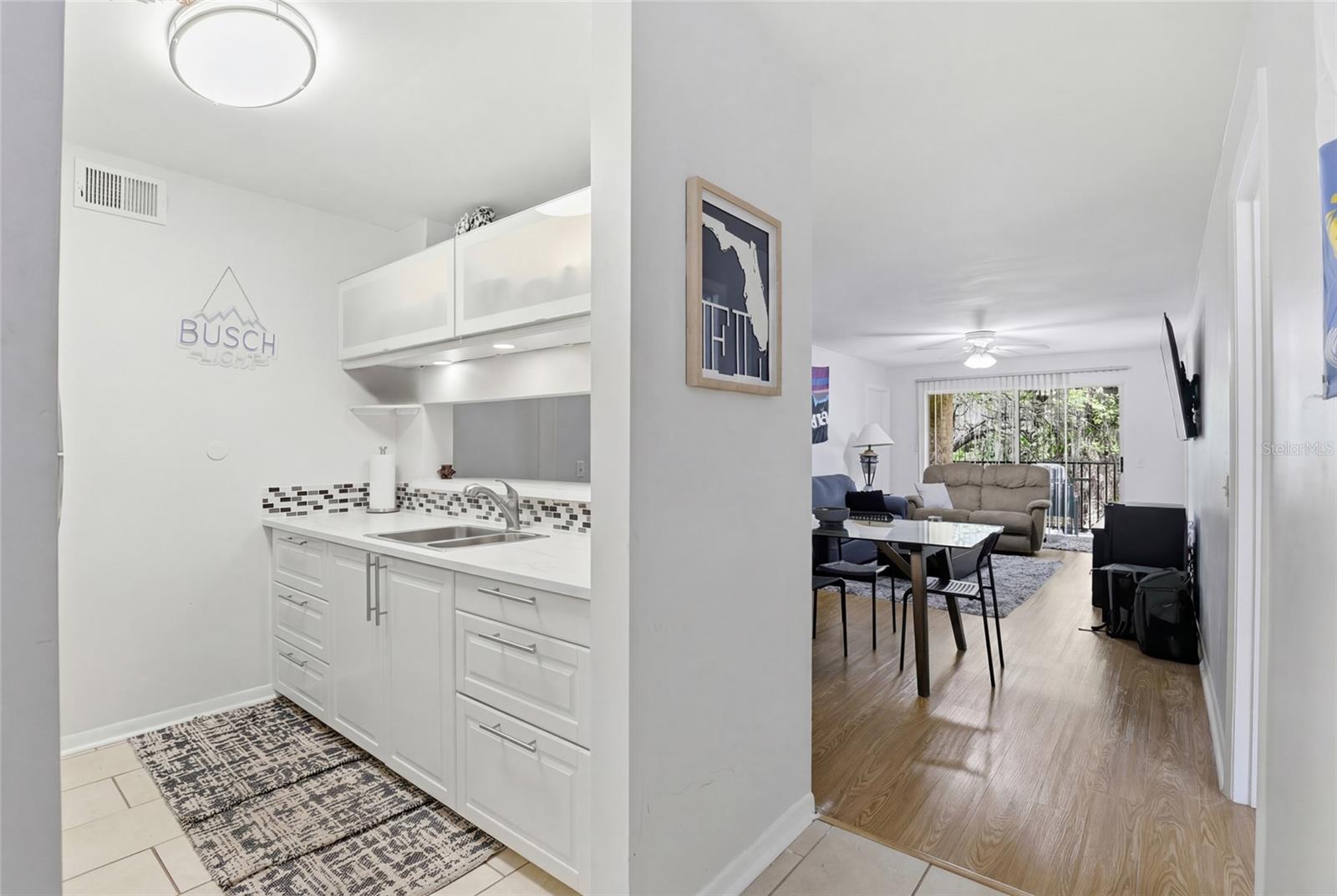 UNIV TERRACE - Residential