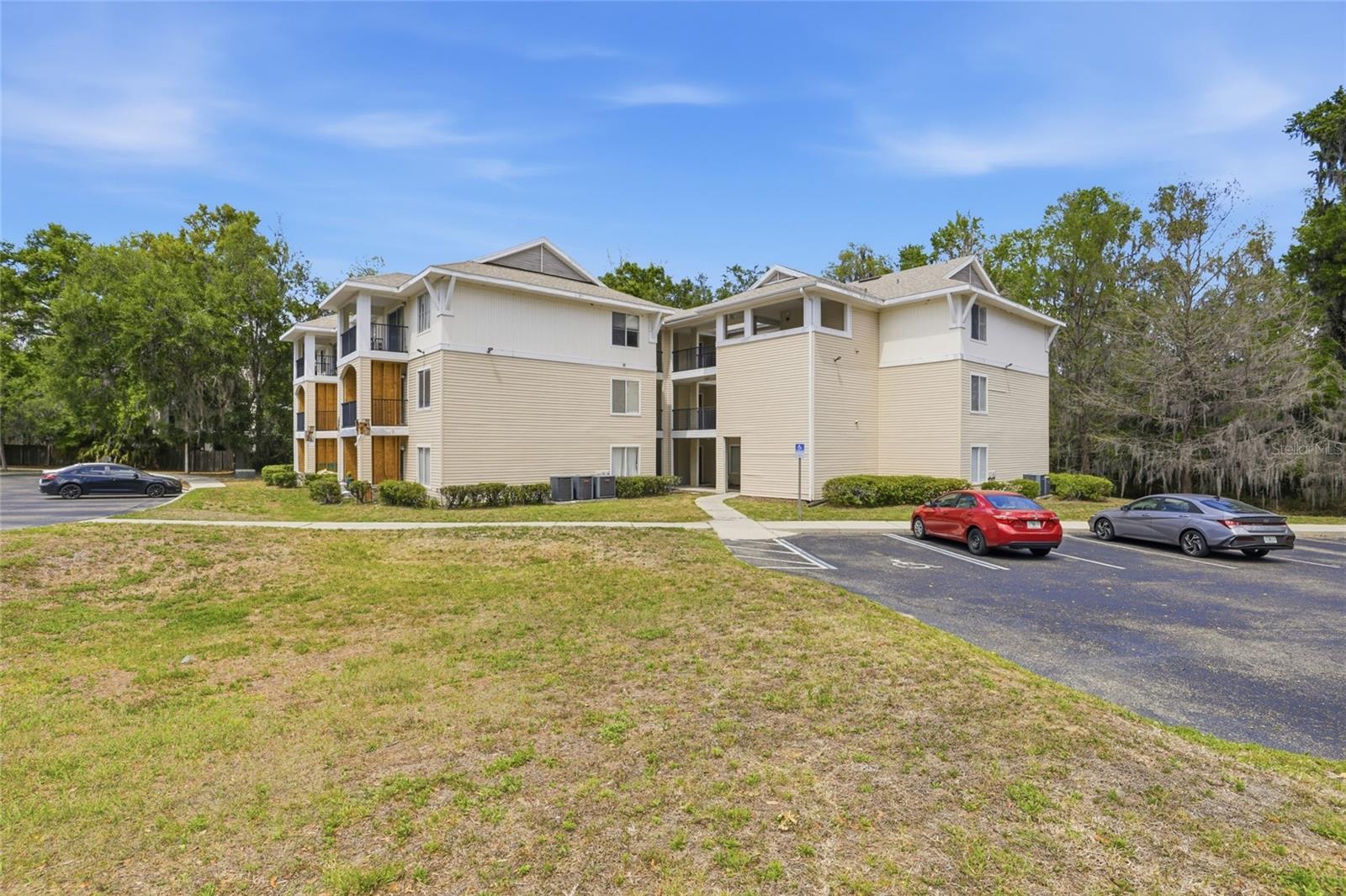 UNIV TERRACE - Residential