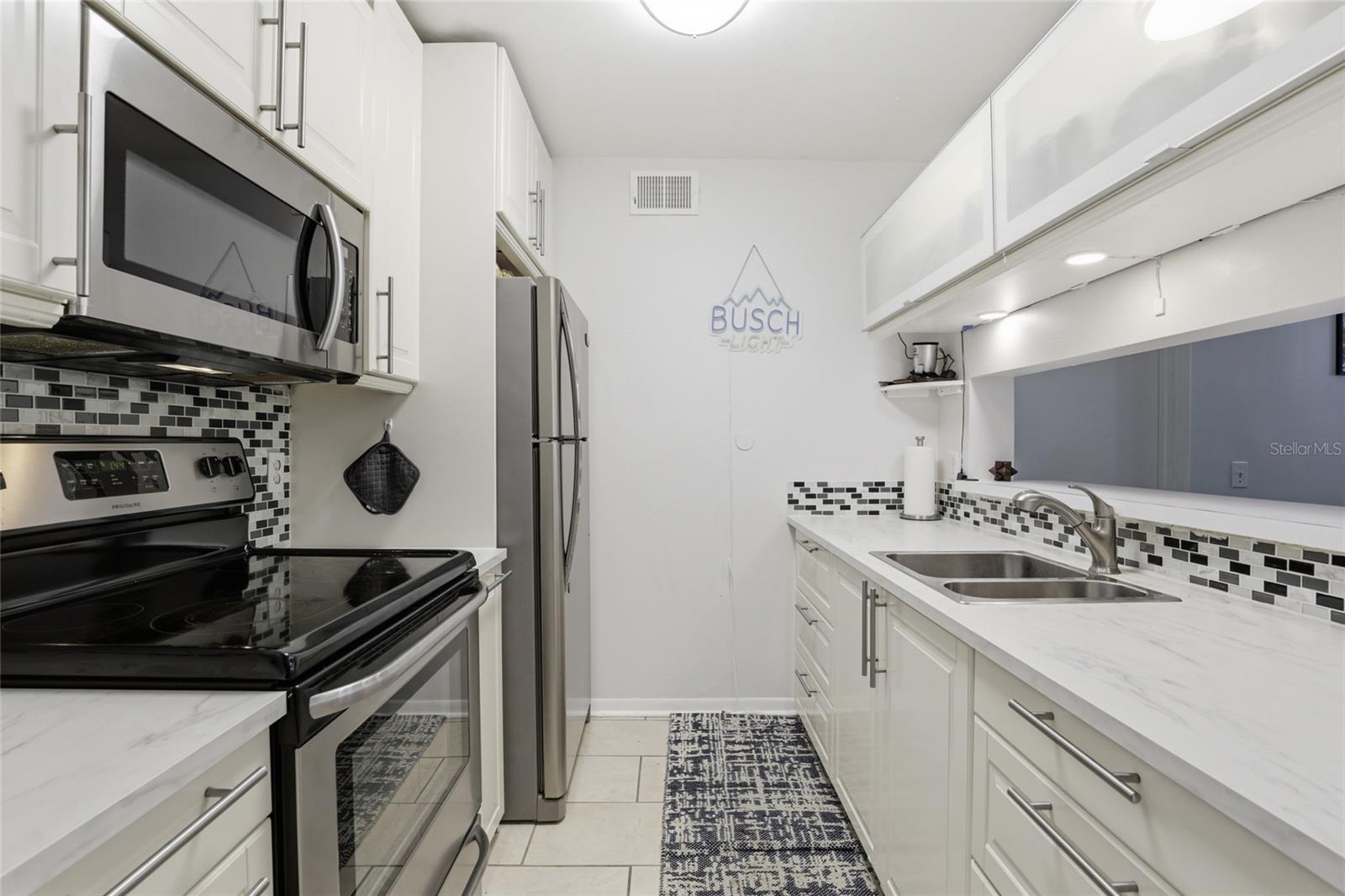 UNIV TERRACE - Residential