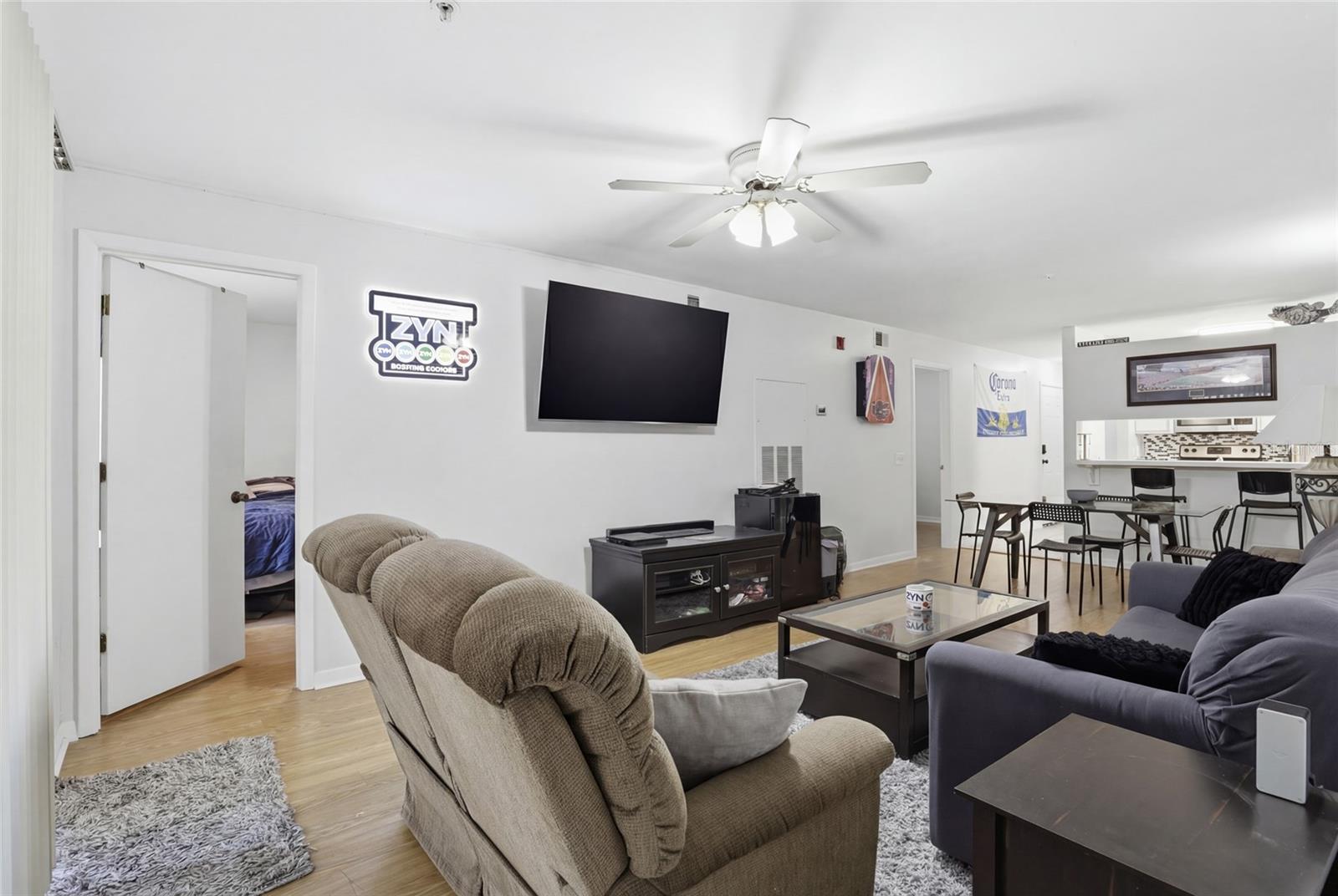 UNIV TERRACE - Residential