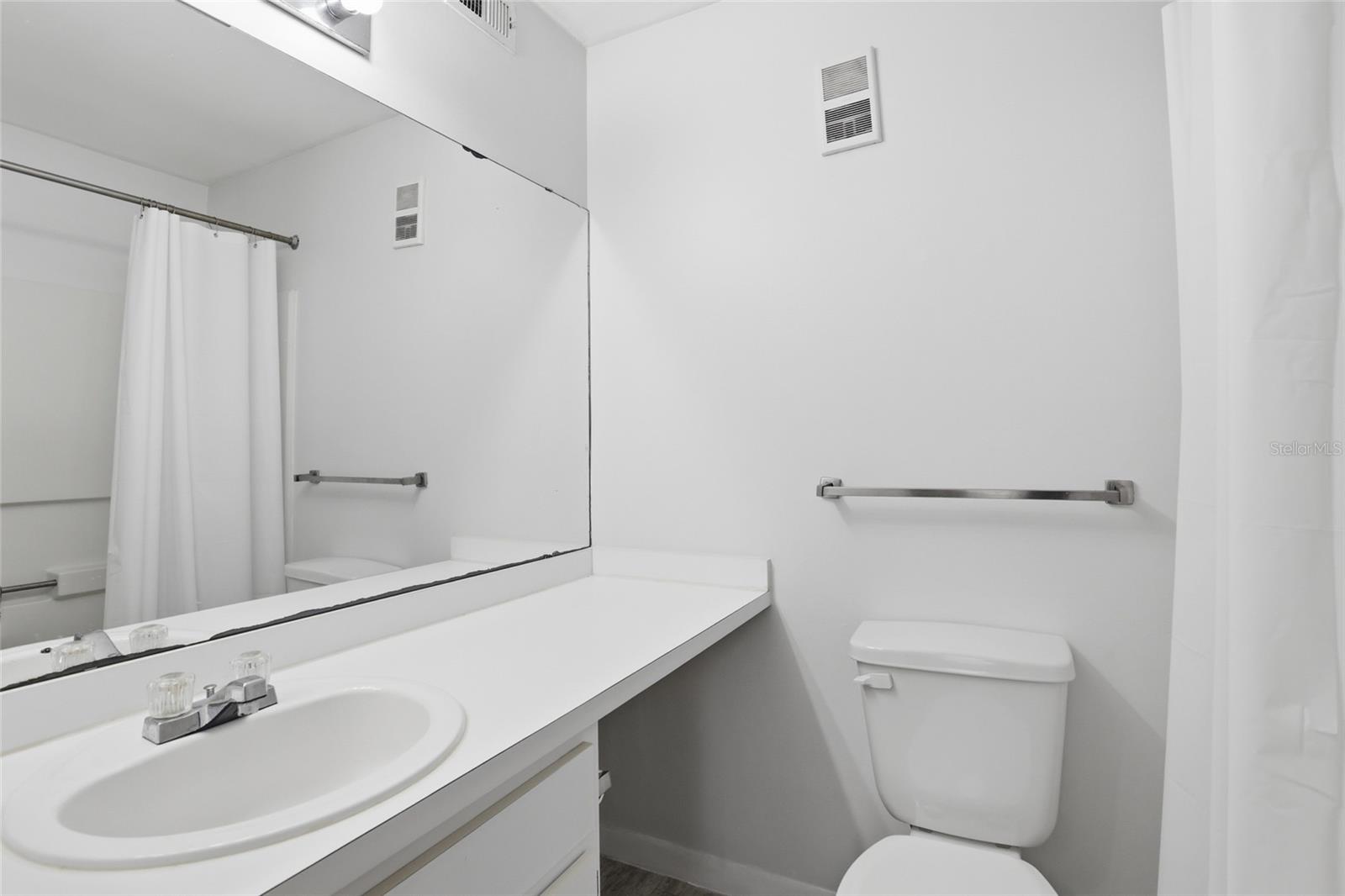 UNIV TERRACE - Residential