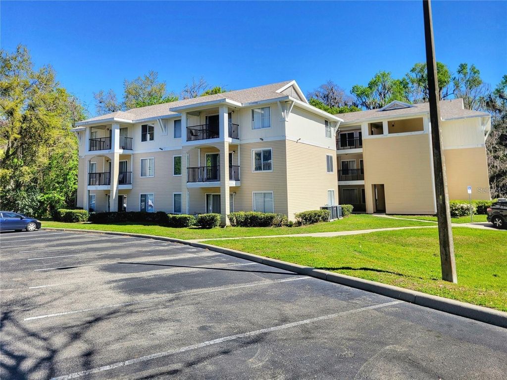 Photo of 3921 SW 34th Street #307, Gainesville, FL 32608 (MLS # GC539246)