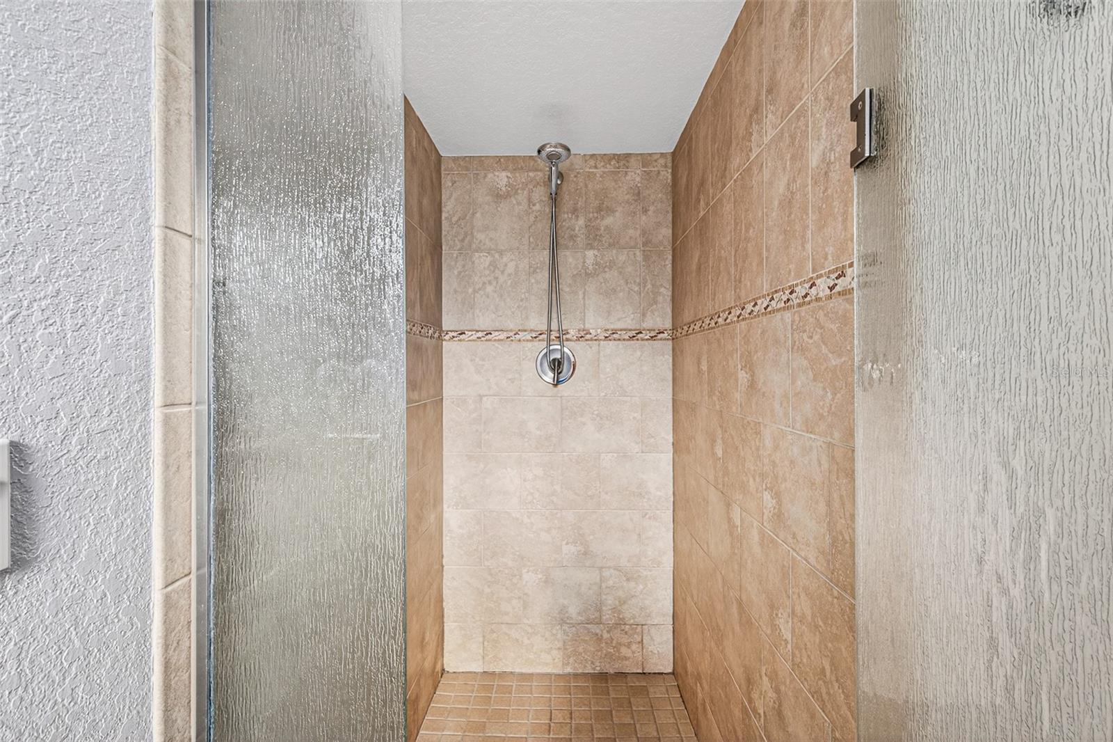 WINSOR MANOR 1ST ADD - Residential