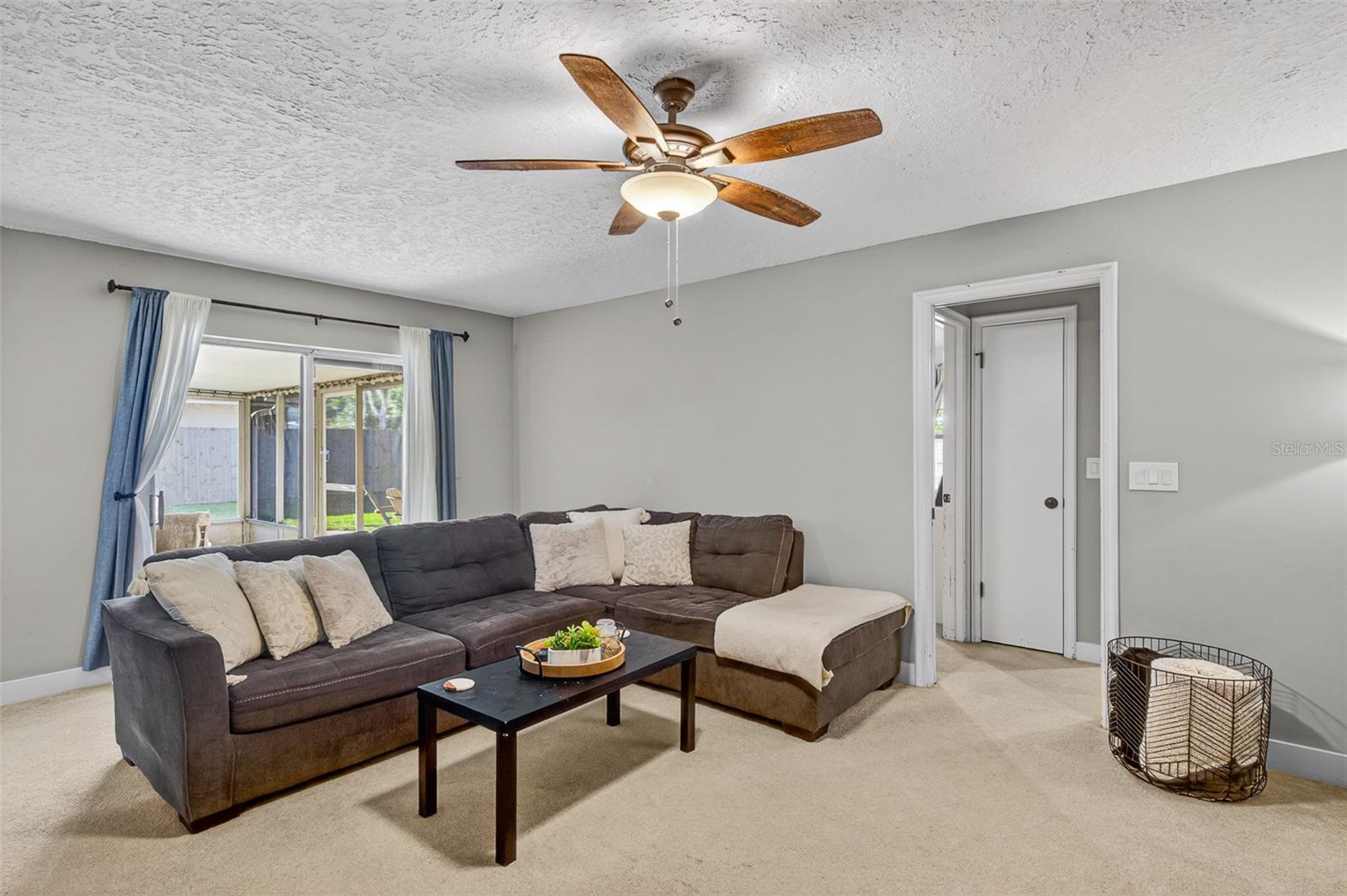 WINSOR MANOR 1ST ADD - Residential