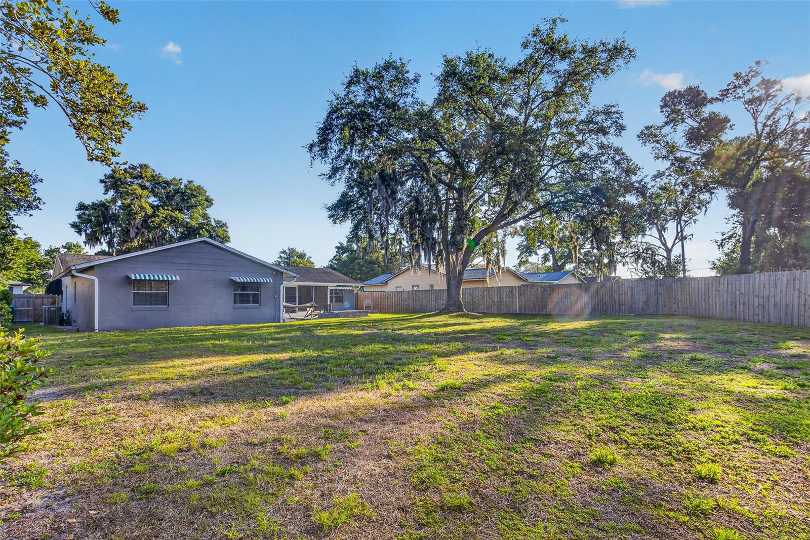 WINSOR MANOR 1ST ADD - Residential