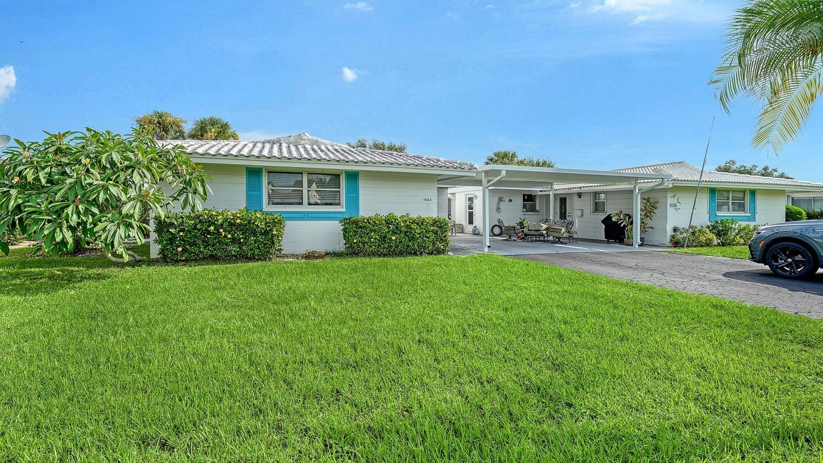1523 LAKESIDE DRIVE 15