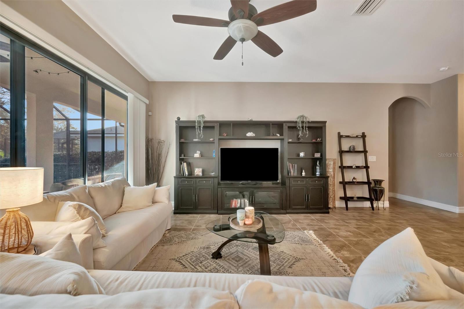 FISHHAWK RANCH PH 2 TR 1 - Residential