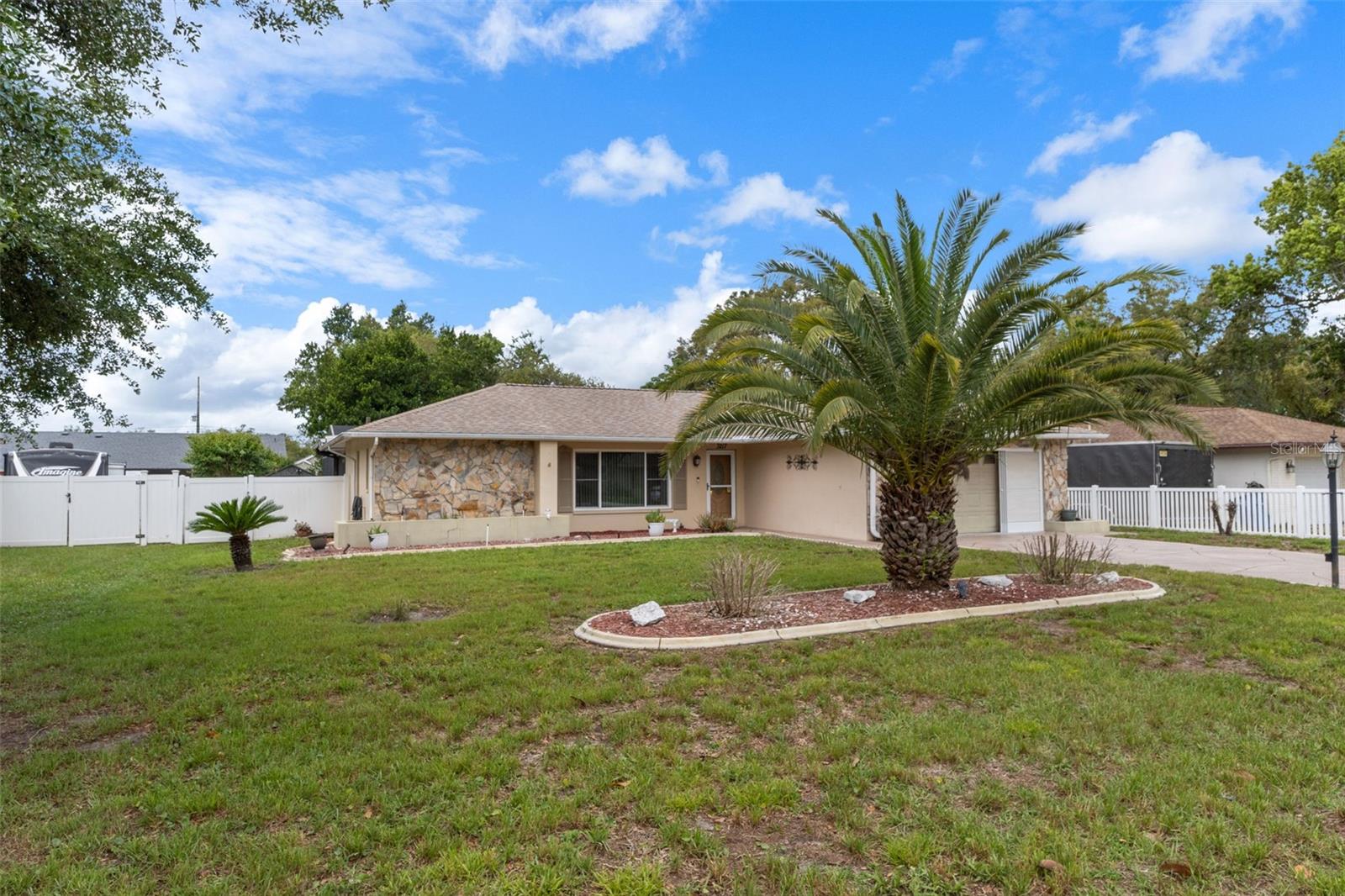 SPRING HILL - Residential