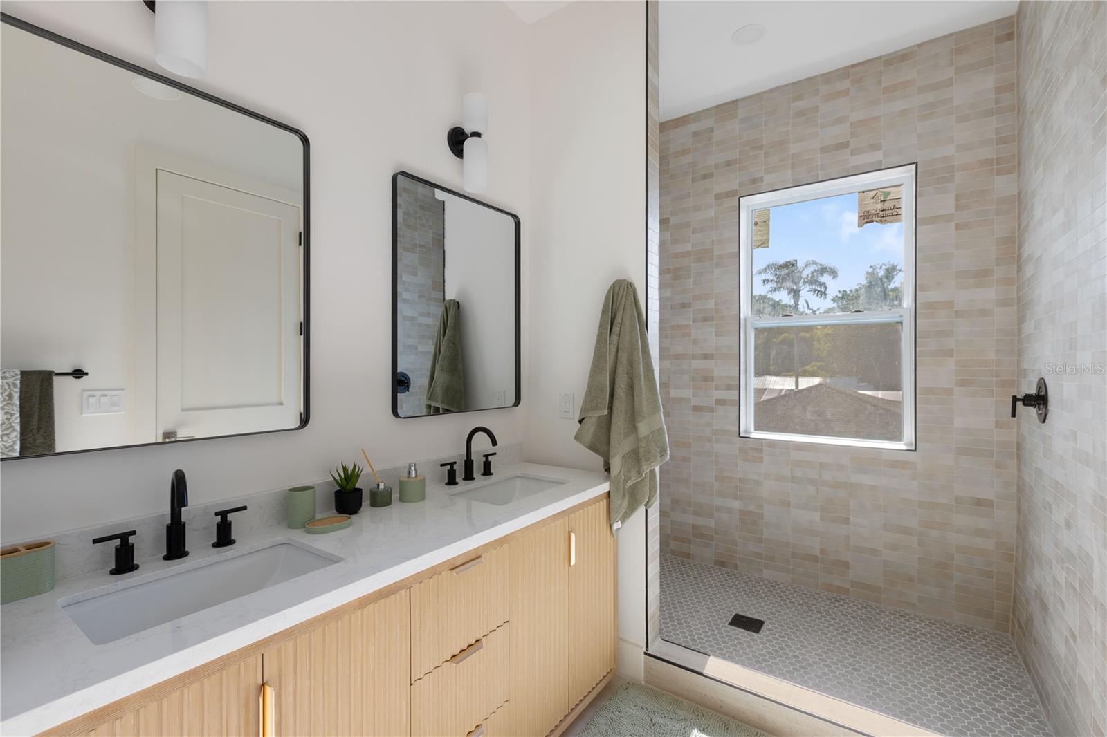 RIVERBEND MANOR - Residential