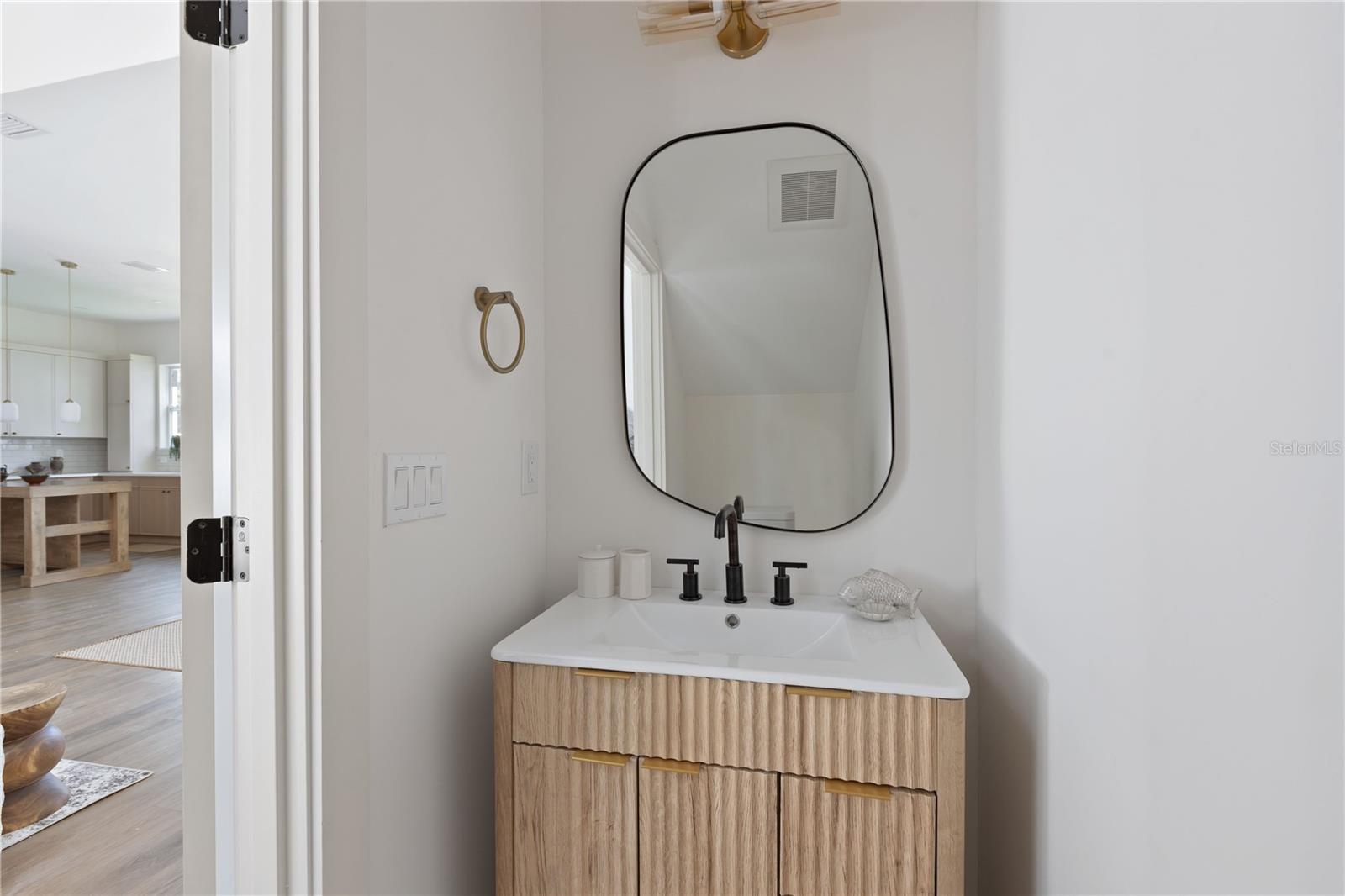 RIVERBEND MANOR - Residential