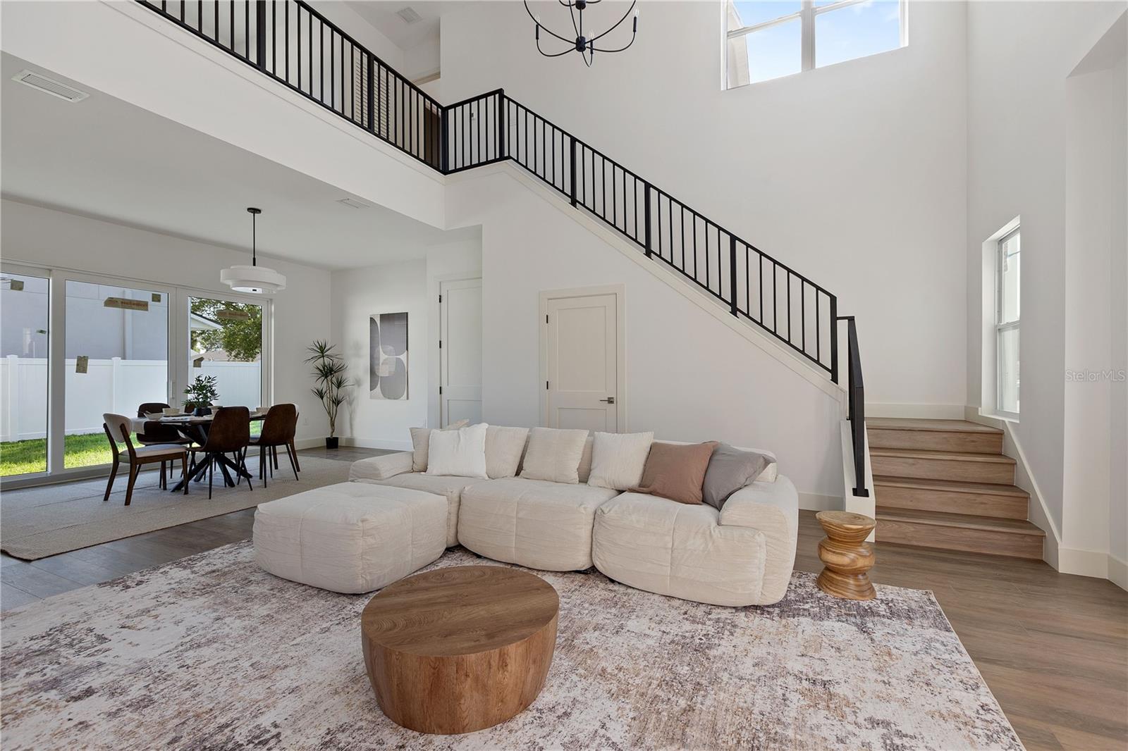 RIVERBEND MANOR - Residential