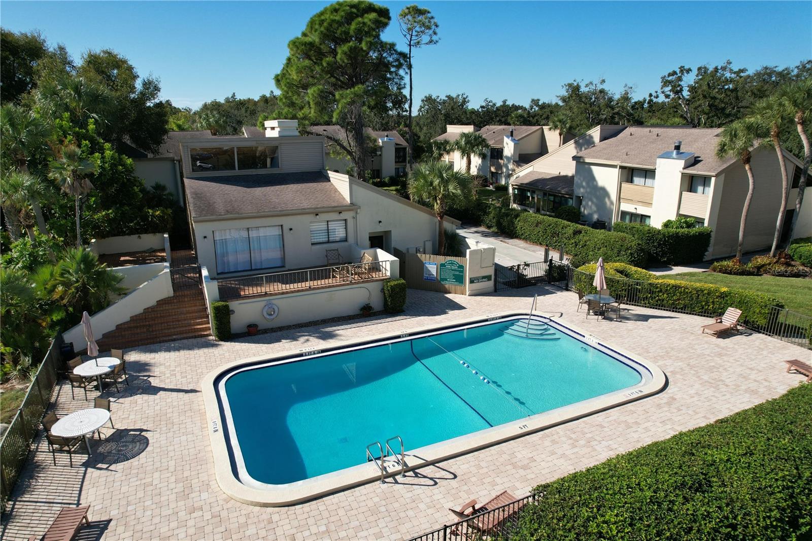 CARROLLWOOD VILLAGE PINE LAKE - Residential